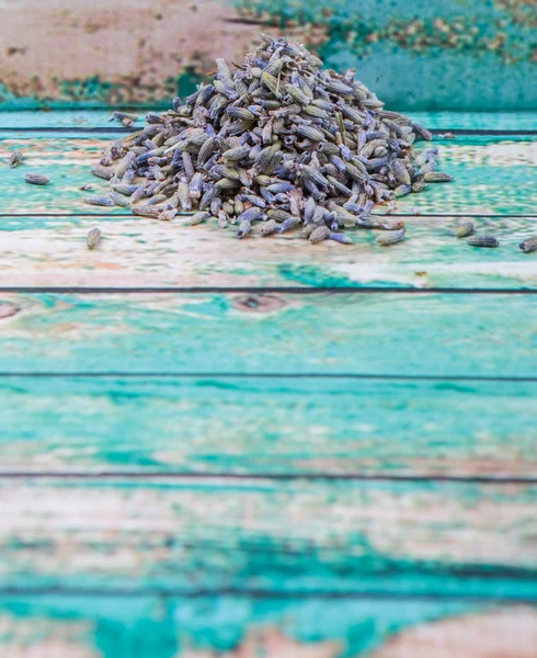 Сушеный лавандовый травяной чай — стоковое фото