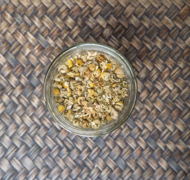 Kurutulmuş papatya bitkisel çay