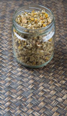 Kurutulmuş papatya bitkisel çay