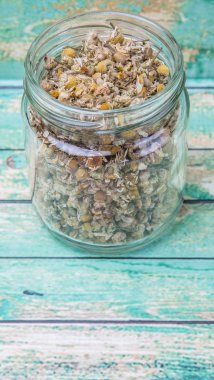 Kurutulmuş papatya bitkisel çay