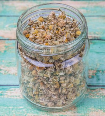 Kurutulmuş papatya bitkisel çay