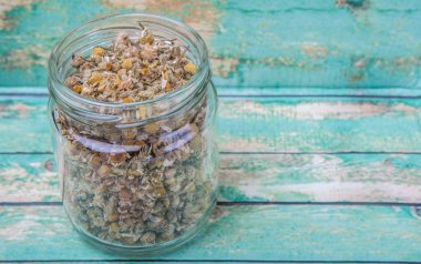 Kurutulmuş papatya bitkisel çay