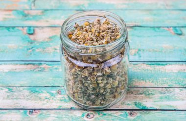 Kurutulmuş papatya bitkisel çay