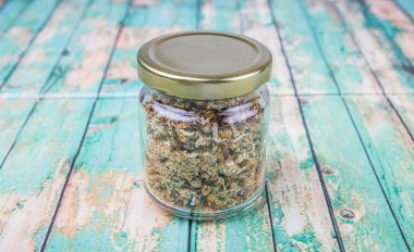 Kurutulmuş papatya bitkisel çay