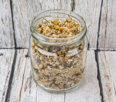 Kurutulmuş papatya bitkisel çay