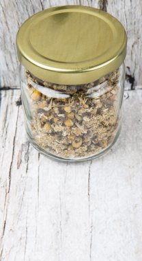 Kurutulmuş papatya bitkisel çay