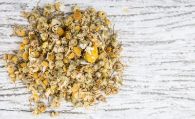 Kurutulmuş papatya bitkisel çay