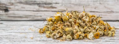 Kurutulmuş papatya bitkisel çay