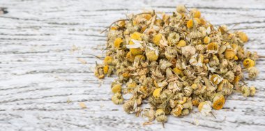 Kurutulmuş papatya bitkisel çay