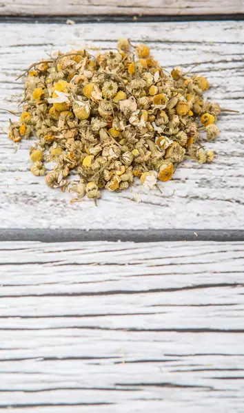 Kurutulmuş papatya bitkisel çay