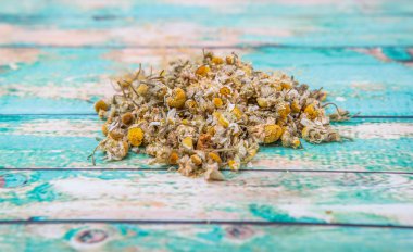 Kurutulmuş papatya bitkisel çay