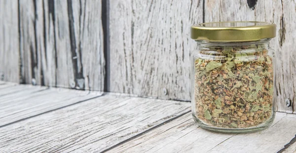 Ihlamur çiçek bitki çayı kurutulmuş