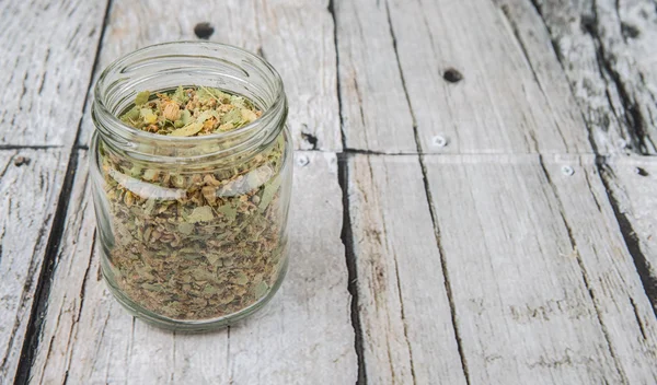 Ihlamur çiçek bitki çayı kurutulmuş