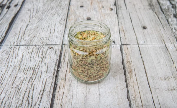 Ihlamur çiçek bitki çayı kurutulmuş