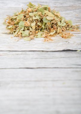 Ihlamur çiçek bitki çayı kurutulmuş