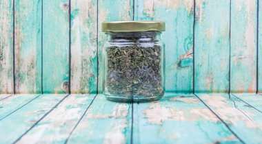 Japon Yeşil çay yaprakları