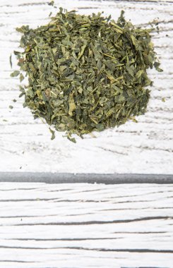 Japon Yeşil çay yaprakları kurutulur