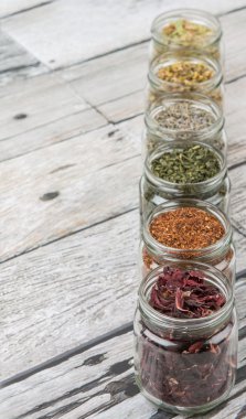 Karışık bitki çayı