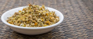 Kurutulmuş papatya bitkisel çay