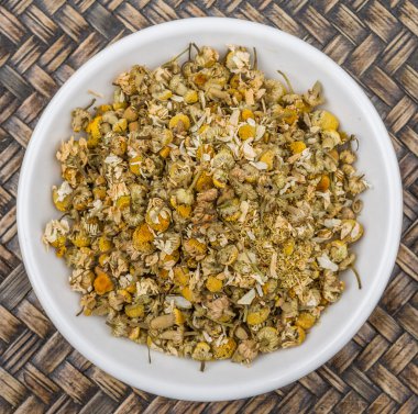 Kurutulmuş papatya bitkisel çay