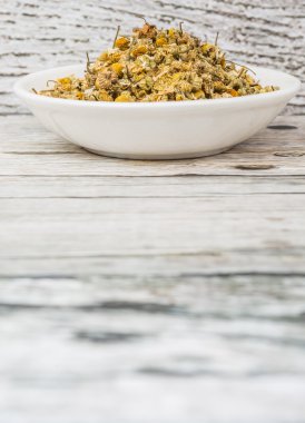 Kurutulmuş papatya bitkisel çay