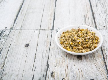 Kurutulmuş papatya bitkisel çay