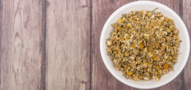 Kurutulmuş papatya bitkisel çay