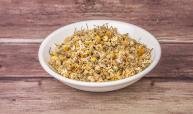 Kurutulmuş papatya bitkisel çay