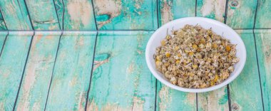 Kurutulmuş papatya bitkisel çay