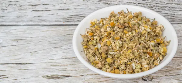 Kurutulmuş papatya bitkisel çay