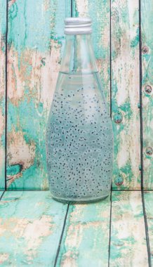 Reyhan tohumu içecekler