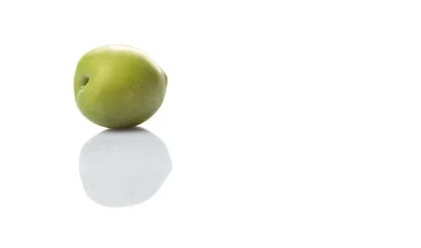 Fruta de azeitona verde em conserva — Fotografia de Stock
