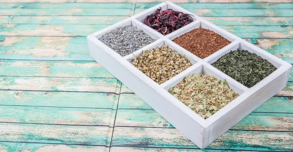 Set de té de hierbas secas — Foto de Stock