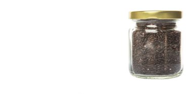 Bir kavanoz içinde siyah darı