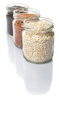 Beyaz, kahverengi, siyah darı