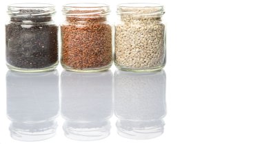 Beyaz, kahverengi, siyah darı