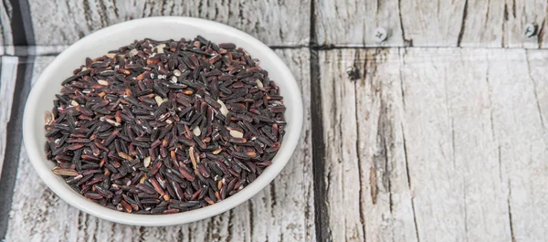 siyah yapışkan pirinç