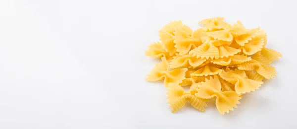 Pilbågar formad pasta — Stockfoto