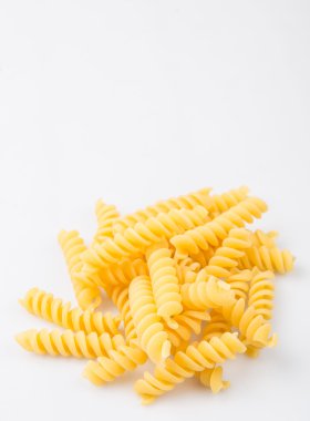 Kurutulmuş rotini makarna