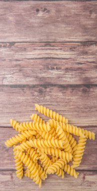 Kurutulmuş rotini makarna