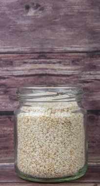 Beyaz susam tohumları