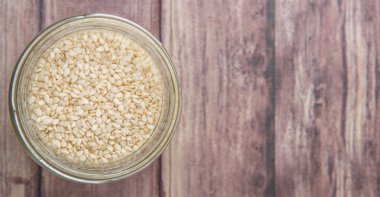 Beyaz susam tohumları