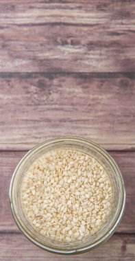 Beyaz susam tohumları