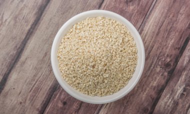 Beyaz susam tohumları