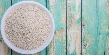 Beyaz susam tohumları