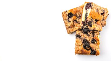 Ev yapımı yaban mersini sünger kek