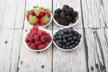 Çeşitli meyveler Meyve