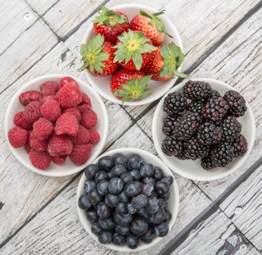 Çeşitli meyveler Meyve