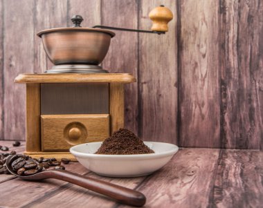 Topraklama kavrulmuş kahve çekirdeği