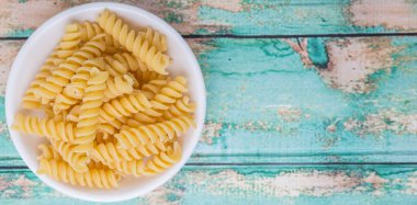 Kurutulmuş düdük makarna